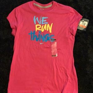 Nike girls shirt